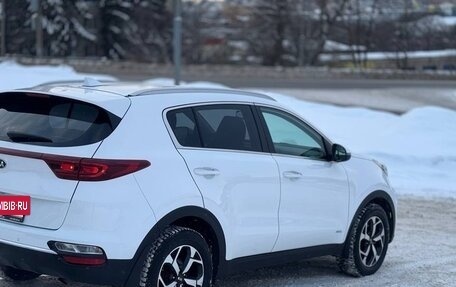 KIA Sportage IV рестайлинг, 2020 год, 2 570 000 рублей, 3 фотография