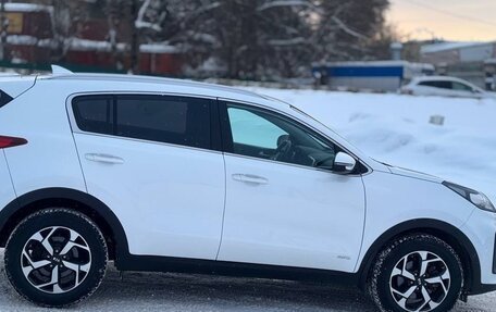 KIA Sportage IV рестайлинг, 2020 год, 2 570 000 рублей, 15 фотография