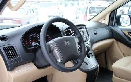 Hyundai H-1 II рестайлинг, 2018 год, 2 867 000 рублей, 7 фотография