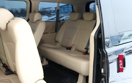 Hyundai H-1 II рестайлинг, 2018 год, 2 867 000 рублей, 10 фотография