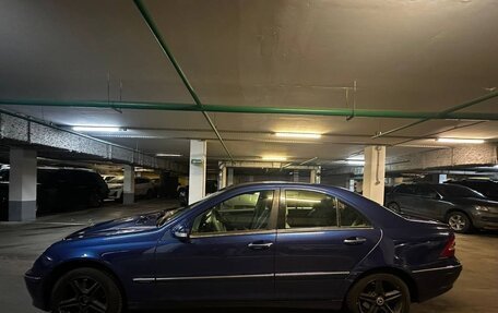 Mercedes-Benz C-Класс, 2004 год, 780 000 рублей, 2 фотография