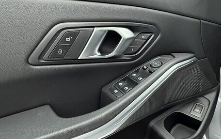 BMW 3 серия, 2023 год, 4 920 000 рублей, 14 фотография