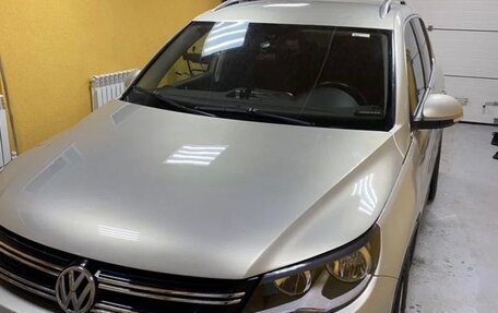 Volkswagen Tiguan I, 2011 год, 1 250 000 рублей, 2 фотография