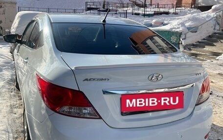 Hyundai Accent IV, 2011 год, 750 000 рублей, 13 фотография