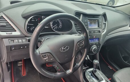 Hyundai Santa Fe III рестайлинг, 2018 год, 2 450 000 рублей, 16 фотография