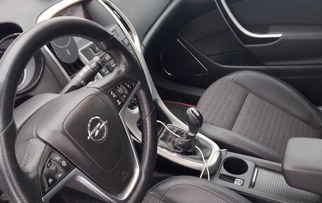 Opel Astra J, 2012 год, 650 000 рублей, 7 фотография