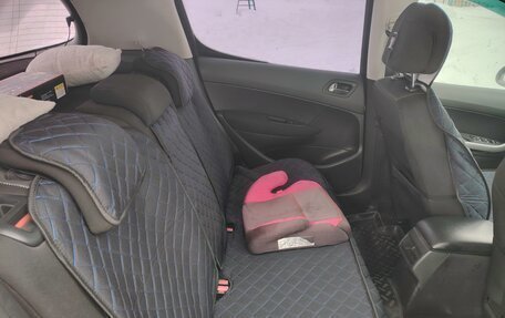 Peugeot 308 II, 2009 год, 275 000 рублей, 15 фотография