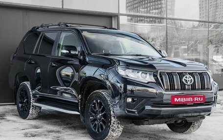 Toyota Land Cruiser Prado 150 рестайлинг 2, 2021 год, 7 250 000 рублей, 3 фотография