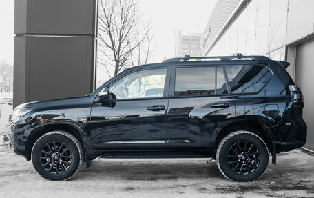 Toyota Land Cruiser Prado 150 рестайлинг 2, 2021 год, 7 250 000 рублей, 8 фотография