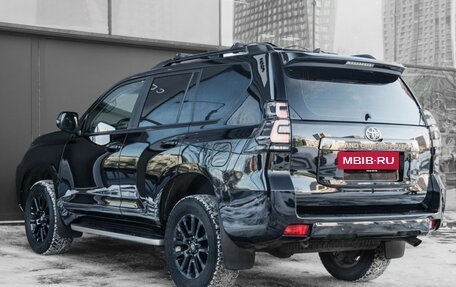 Toyota Land Cruiser Prado 150 рестайлинг 2, 2021 год, 7 250 000 рублей, 7 фотография