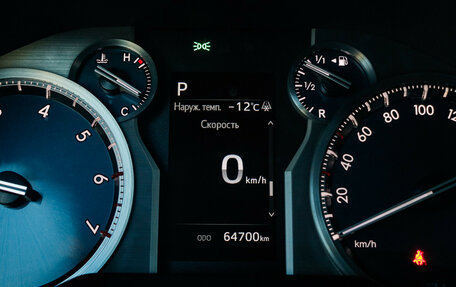 Toyota Land Cruiser Prado 150 рестайлинг 2, 2021 год, 7 250 000 рублей, 27 фотография