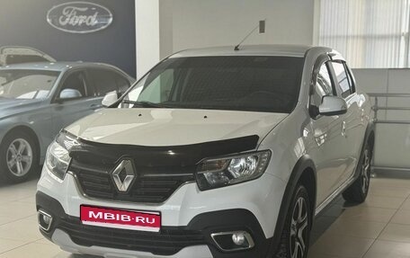 Renault Logan II, 2020 год, 1 099 000 рублей, 1 фотография