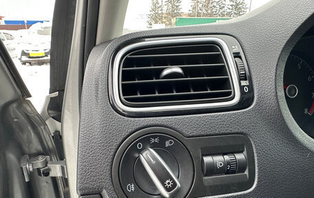 Volkswagen Polo VI (EU Market), 2017 год, 800 000 рублей, 12 фотография