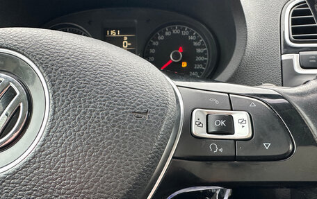 Volkswagen Polo VI (EU Market), 2017 год, 800 000 рублей, 14 фотография