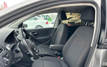 Volkswagen Polo VI (EU Market), 2017 год, 800 000 рублей, 19 фотография