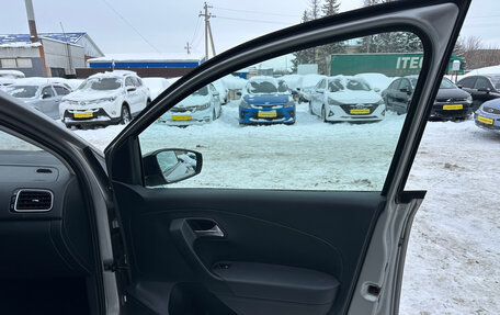 Volkswagen Polo VI (EU Market), 2017 год, 800 000 рублей, 25 фотография