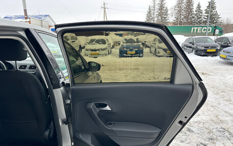 Volkswagen Polo VI (EU Market), 2017 год, 800 000 рублей, 23 фотография