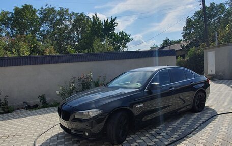 BMW 5 серия, 2015 год, 1 900 000 рублей, 2 фотография