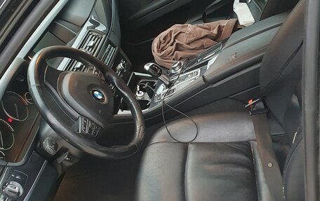 BMW 5 серия, 2015 год, 1 900 000 рублей, 4 фотография