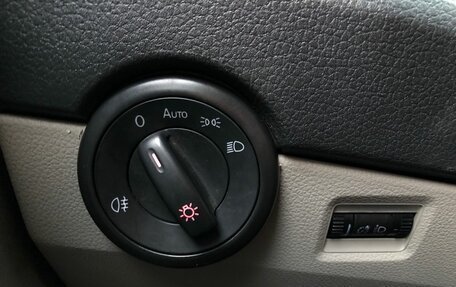 Volkswagen Caravelle T6 рестайлинг, 2015 год, 2 750 000 рублей, 15 фотография