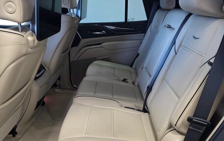 Cadillac Escalade V, 2021 год, 8 950 000 рублей, 10 фотография