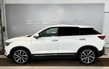 FAW Bestune T77, 2022 год, 1 799 000 рублей, 4 фотография