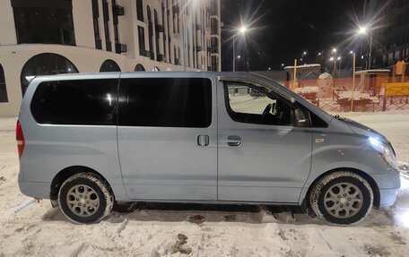 Hyundai Grand Starex Grand Starex I рестайлинг 2, 2011 год, 1 450 000 рублей, 3 фотография