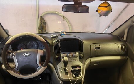 Hyundai Grand Starex Grand Starex I рестайлинг 2, 2011 год, 1 450 000 рублей, 9 фотография