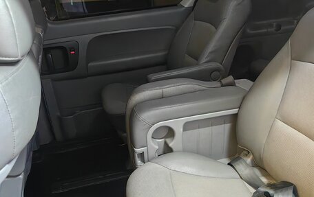 Hyundai Grand Starex Grand Starex I рестайлинг 2, 2011 год, 1 450 000 рублей, 11 фотография