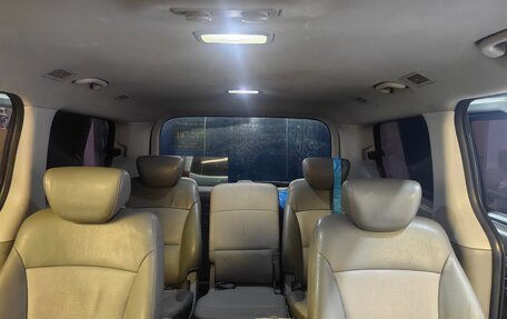 Hyundai Grand Starex Grand Starex I рестайлинг 2, 2011 год, 1 450 000 рублей, 13 фотография