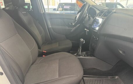 Renault Logan II, 2020 год, 1 099 000 рублей, 22 фотография