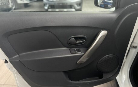 Renault Logan II, 2020 год, 1 099 000 рублей, 26 фотография