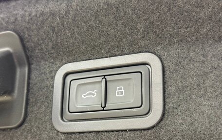 Audi A6, 2019 год, 3 650 000 рублей, 17 фотография