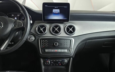 Mercedes-Benz GLA, 2019 год, 2 343 000 рублей, 15 фотография