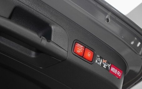 Mercedes-Benz GLE, 2025 год, 15 850 000 рублей, 32 фотография