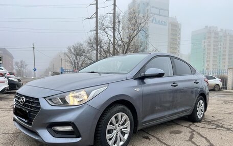 Hyundai Solaris II рестайлинг, 2019 год, 1 400 000 рублей, 1 фотография
