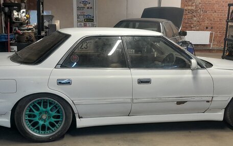 Toyota Mark II VIII (X100), 1990 год, 375 000 рублей, 1 фотография