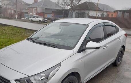 Hyundai Solaris II рестайлинг, 2019 год, 1 500 000 рублей, 3 фотография