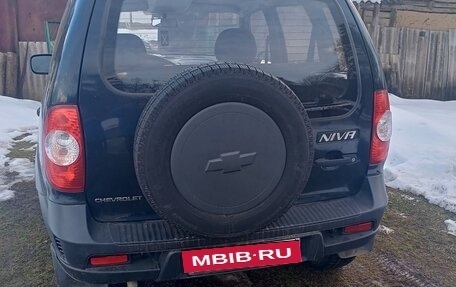 Chevrolet Niva I рестайлинг, 2011 год, 600 000 рублей, 2 фотография