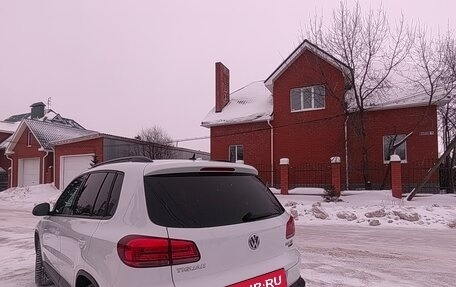 Volkswagen Tiguan I, 2016 год, 1 950 000 рублей, 3 фотография