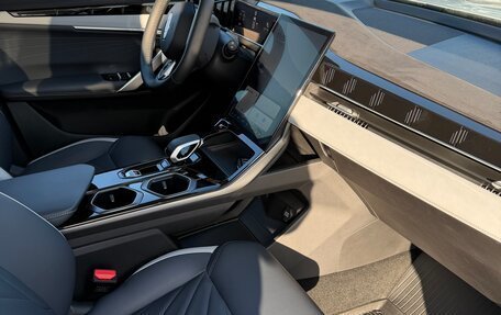 Geely Atlas, 2024 год, 2 900 000 рублей, 9 фотография