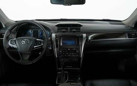 Toyota Camry, 2016 год, 2 050 000 рублей, 7 фотография