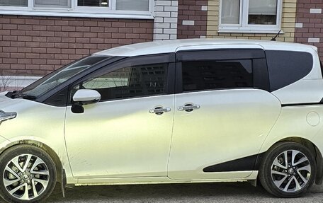 Toyota Sienta II, 2019 год, 1 700 000 рублей, 2 фотография