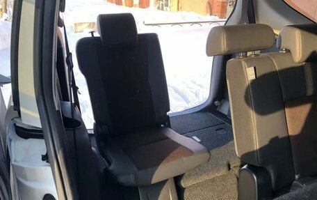 Toyota Sienta II, 2019 год, 1 700 000 рублей, 22 фотография