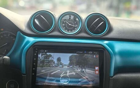 Suzuki Vitara II рестайлинг, 2018 год, 1 300 000 рублей, 12 фотография