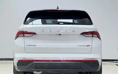 Skoda Kamiq I, 2022 год, 1 300 000 рублей, 4 фотография