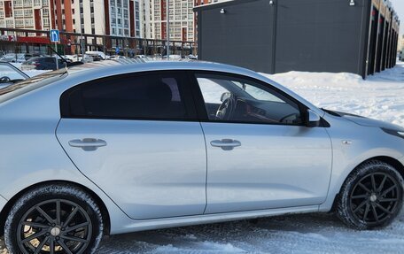 KIA Rio IV, 2020 год, 1 730 000 рублей, 4 фотография