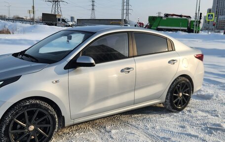 KIA Rio IV, 2020 год, 1 730 000 рублей, 2 фотография