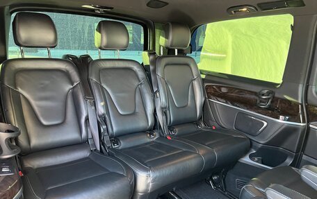 Mercedes-Benz V-Класс, 2018 год, 5 800 000 рублей, 14 фотография