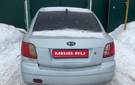 KIA Rio II, 2005 год, 335 000 рублей, 2 фотография